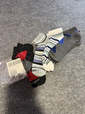 Men's Casual Ankle Sock 4-Pack - Gray, Black, White, Green & Blue